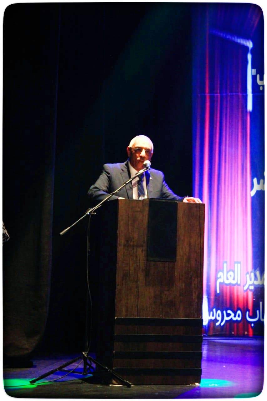 تكريم الفائزين بمهرجان الفنون المسرحية بالإسكندرية (2)