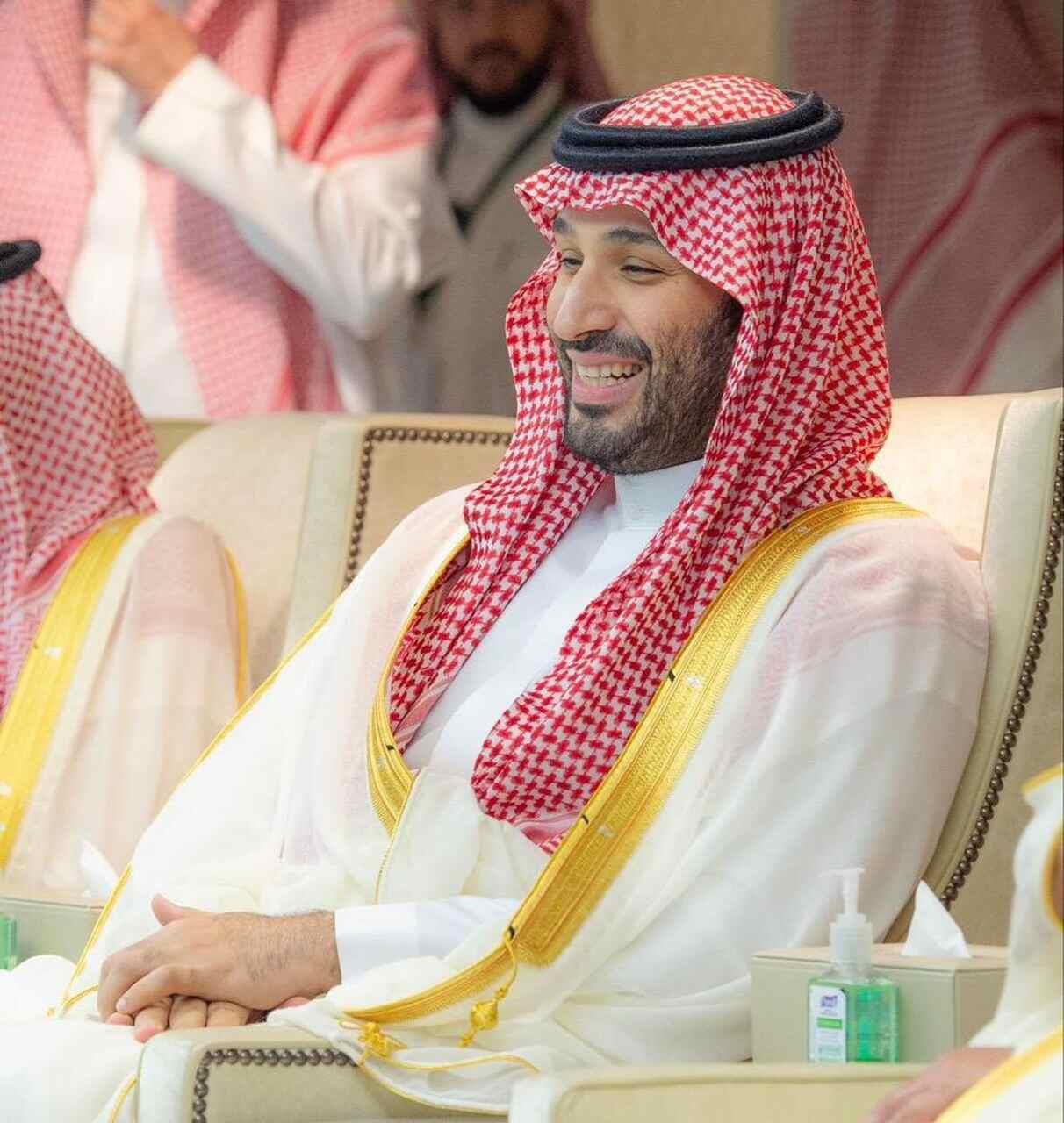 الأمير محمد بن سلمان من مباراة النصر والهلال