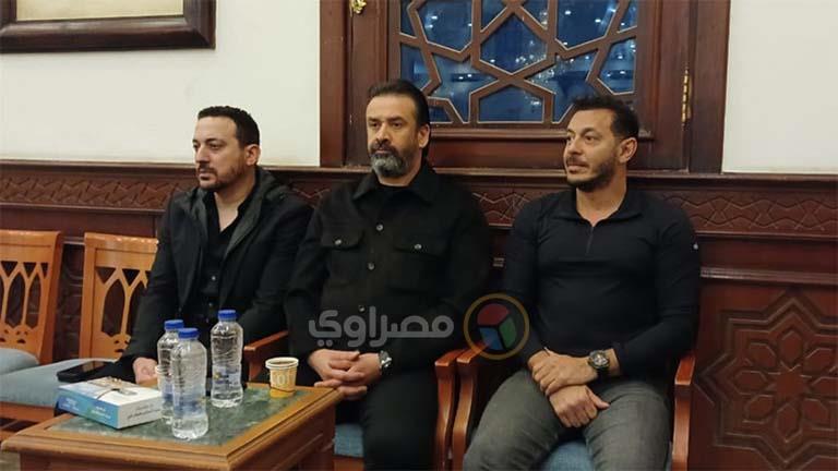 كريم عبدالعزيز ومصطفى شعبان ودياب في عزاء النائب عبد الخالق عياد