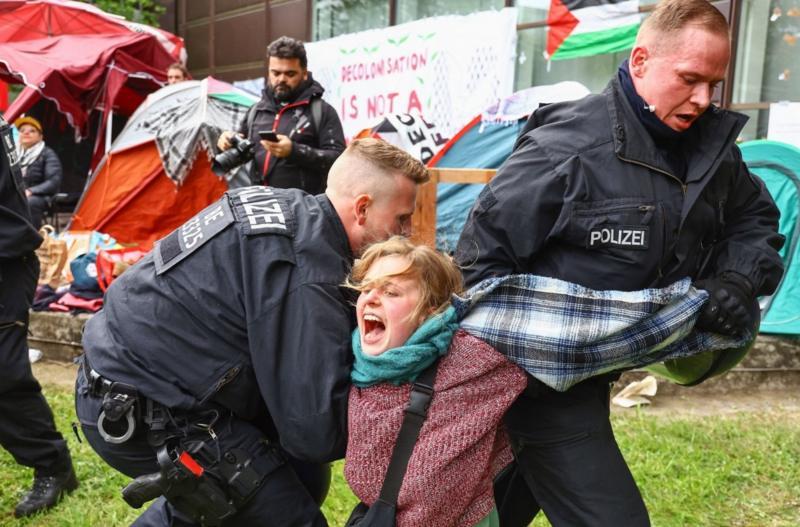 احتجاجات طلاب جامعة ''برلين الحرة''