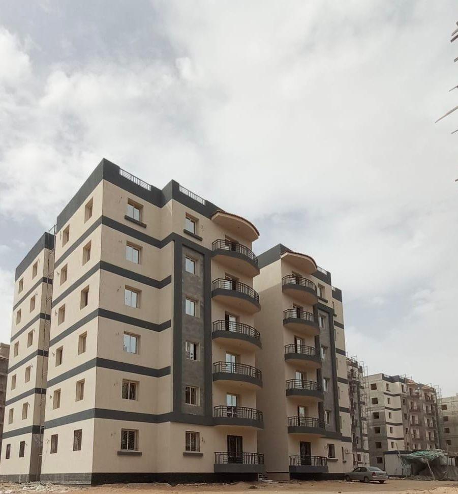 مسئولو الإسكان يتفقدون موقف تنفيذ وحدات إسكان متوسطي ومحدودي الدخل بمدينة بدر (2)