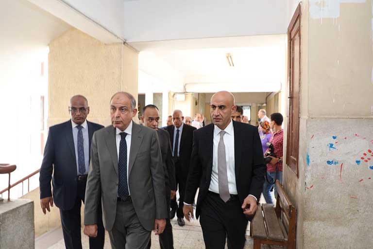وزير التعليم الجديد داخل مدارس المنيا