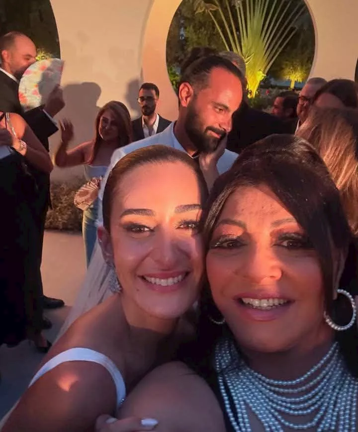 حفل زفاف أمينة خليل.. الصور الكاملة ومن هو العريس؟