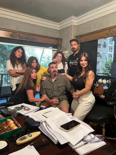 أبطال مسلسل كلهم بيحبوا مودي