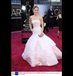 جينفر لورنس في Christian Dior couture                                                                                                                 