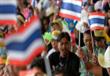الأزمة في تايلاند: متظاهرون يقتحمون مقر وزارة الدف