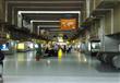 مصادر بمطار القاهرة: رفع اسم ''شفيق'' من قوائم الت