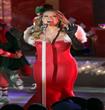 ماريا كاري تغني بأجواء وألوان الميلاد في Rockefeller                                                                                                  