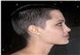 أنجلينا جولي حلقت شعرها لفيلم Gia