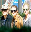 Meryl Streep and daughters                                                                                                                            