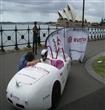 أول سيارة تعبر قارة استراليا بطاقة الرياح                                                                                                             