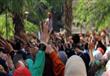 طلاب القاهرة يشعلون الشماريخ رغم التواجد الأمني (6)