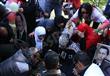 أنصار مبارك يوزعون الشربات أمام المعادي العسكري (15)                                                                                                  