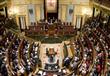 ضبط سياسي إسباني يشاهد صورًا عارية في البرلمان