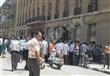 العشرات يتظاهرون أمام مجلس الوزراء بسبب أزمة تأشير