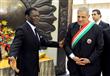 بالصور.. رئيس غينيا يقلد ''محلب'' وسام الاستقلال م