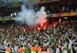 1403817999127_lc_galleryImage_epa04284463_Algerian_fans                                                                                               