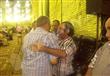  علاء مرسي يتلقى عزاء والدته بمنزل الأسرة في كفر ا