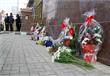 مواطنون يضعون إكليلًا من الزهور أمام السفارة الروسية تضامنًا مع حادث الطائرة المنكوبة (4)                                                                                                               