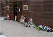 مواطنون يضعون إكليلًا من الزهور أمام السفارة الروسية تضامنًا مع حادث الطائرة المنكوبة (7)                                                                                                               