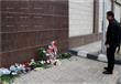 مواطنون يضعون إكليلًا من الزهور أمام السفارة الروسية تضامنًا مع حادث الطائرة المنكوبة (10)                                                                                                              