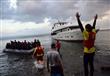 حرس السواحل اليوناني يحاول إغراق قارب لاجئين سوريين                                                                                                                                                     
