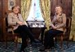 يلاري كلينتون وأنجيلا ميركل أثناء تحدثهما في مؤتمر الأمن في ميونخ                                                                                                                                       