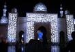 بالفيديو والصور.. مسجد الشيخ زايد يتزين بأروع التص