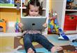  9 مخاطر للأجهزة التكنولوجية قد تضر طفلكِ