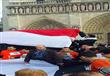 مسيرة من كنيسة ''نوترام دي باريس'' إلى برج إيفل بفرنسا لتأييد الجيش المصري (11)                                                                                                                         