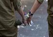  جندي إسرائيلي يطلق النار على فتاة رفضت إعطاؤه قُب