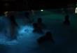 لاعبو الزمالك يقفزون في حمام السباحة احتفالا بالدو