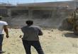 إزالة 7 عقارات على أراضي الآثار بحي العجمي بالإسكن