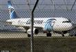 49 راكبا غادروا الطائرة المصرية المختطفة بقبرص 