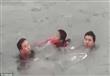 انقاذ طفل من بٌحيرة متجمدة 5                                                                                                                                                                            