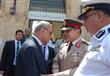 القائم بأعمال محافظ القاهرة ومدير الامن يضعان الزهور على قبر الجندي المجهول (7)                                                                                                                         