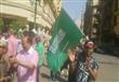 مواطنون يرفعون علم السعودية بوسط القاهرة (1)