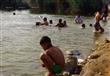 أطفال يهربون من الحر بالسباحة (3)                                                                                                                                                                       