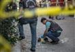 محققان يجمعان الادلة في موقع التفجير في غازي عنتب 
