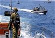 قطاع غزة وتستهدف قوارب صيادين قبالة السواحل