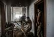 مقاتلون موالون لحكومة الوفاق الوطني في ليبيا يواجه