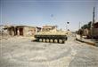 دبابة عراقية متمركزة وسط الطريق في الشرقاط في 23 ا
