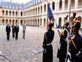 مراسم استقبال رسمية وعسكرية للسيسي بقصر الإنفاليد