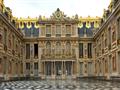 The palace of Versailles                                                                                                                                                                                