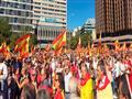 الألاف يحتشدون في برشلونة