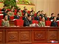 زعيم كوريا الشمالية كيم جونغ اون يحضر مؤتمر الصناع