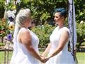 أول زفاف بين امرأتين في استراليا بعد تقنين زواج المثليين (14)                                                                                                                                           