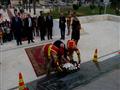 محافظ بورسعيد يضع إكليل الزهور على النصب التذكاري (3)                                                                                                                                                   