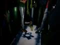 نشطاء مصريون يحرقون العلم الإسرائيلي على سلم نقابة