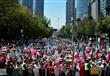 مكسيكيون في تظاهرة ضد الرئيس الاميركي دونالد ترامب